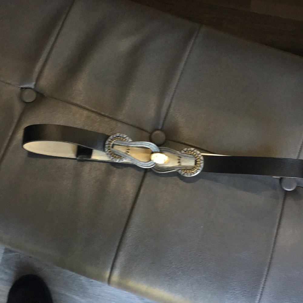 Chico’s adjustable belt